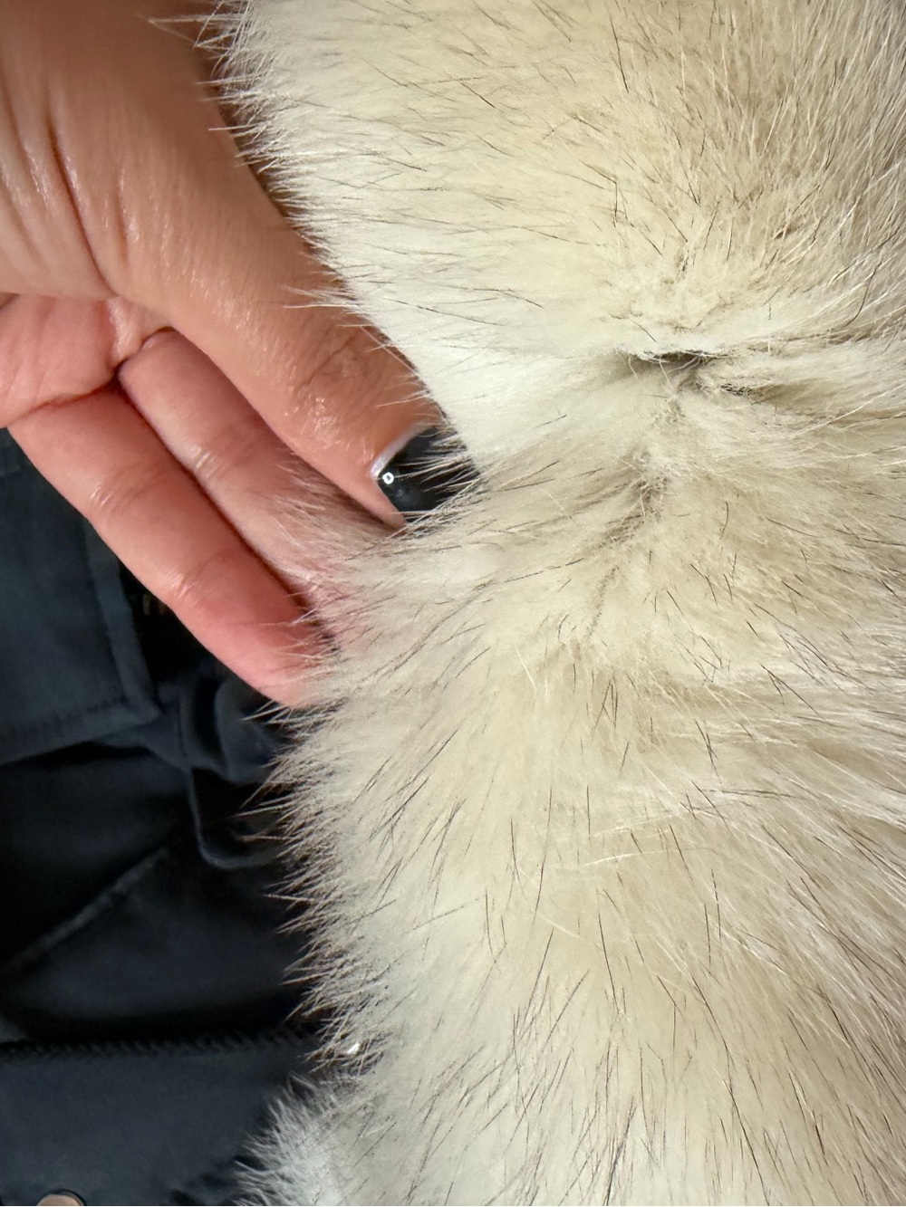 Moose Knuckles Down Filled Parka Real Fur Large - Picture 6 of 16